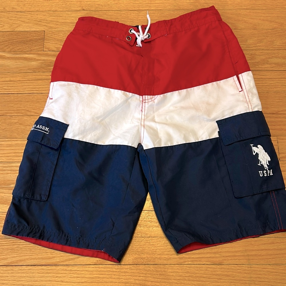 Men’s U.S Polo Assn. Board shorts with cargo pockets.